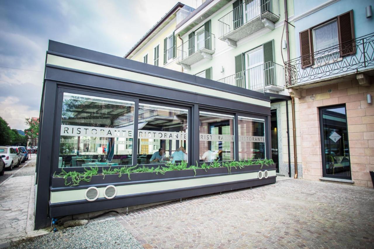 Hotel Ponti Angera Exterior photo